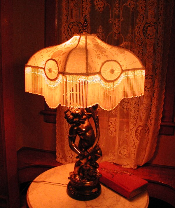Victorian Lamp Shades on Victorian Lampshade   Beaded Lamp Shade